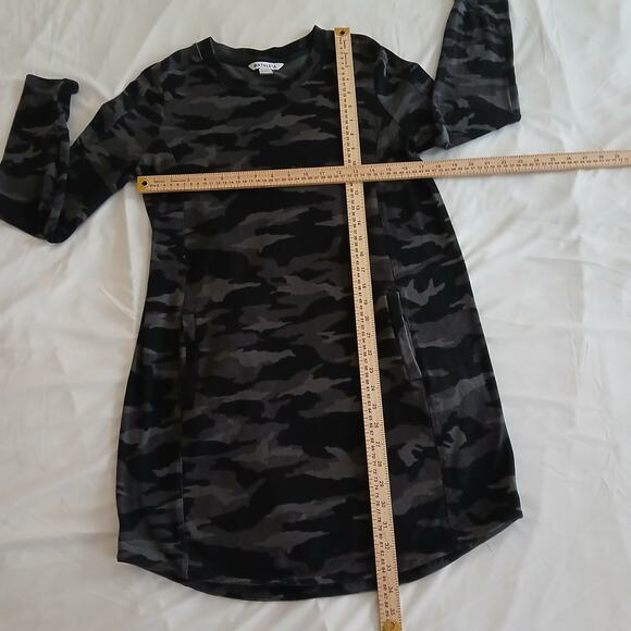 Athleta Women M Camo Print Midi Sweater Dress Gray/Black Tunic Athleisure Balanc - Picture 12 of 15